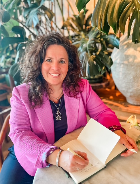 vastgelopen, jezelf kwijtgeraakt, jezelf terugvinden, spiritueel coach voor vrouwen,